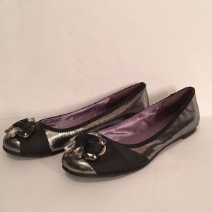 CL by Laundry Black and Silver Flats
